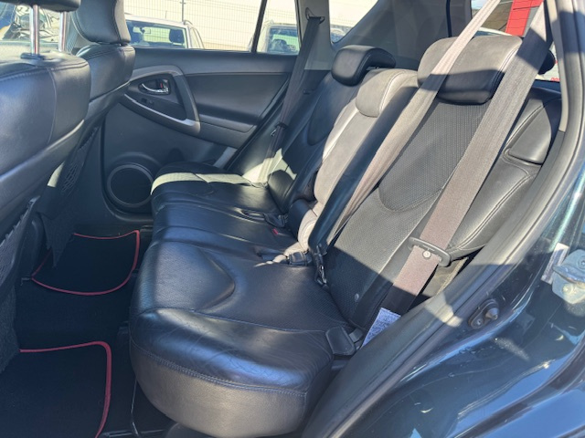 Toyota RAV4 2.2 D-4D AKONTACIA OD 0% - 15