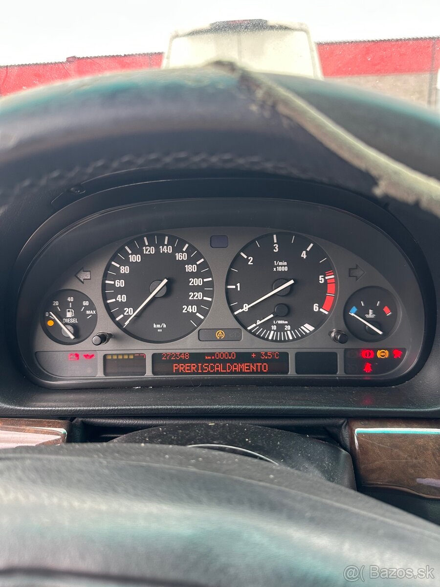 Rozpredam BMW e38 725tds - 15