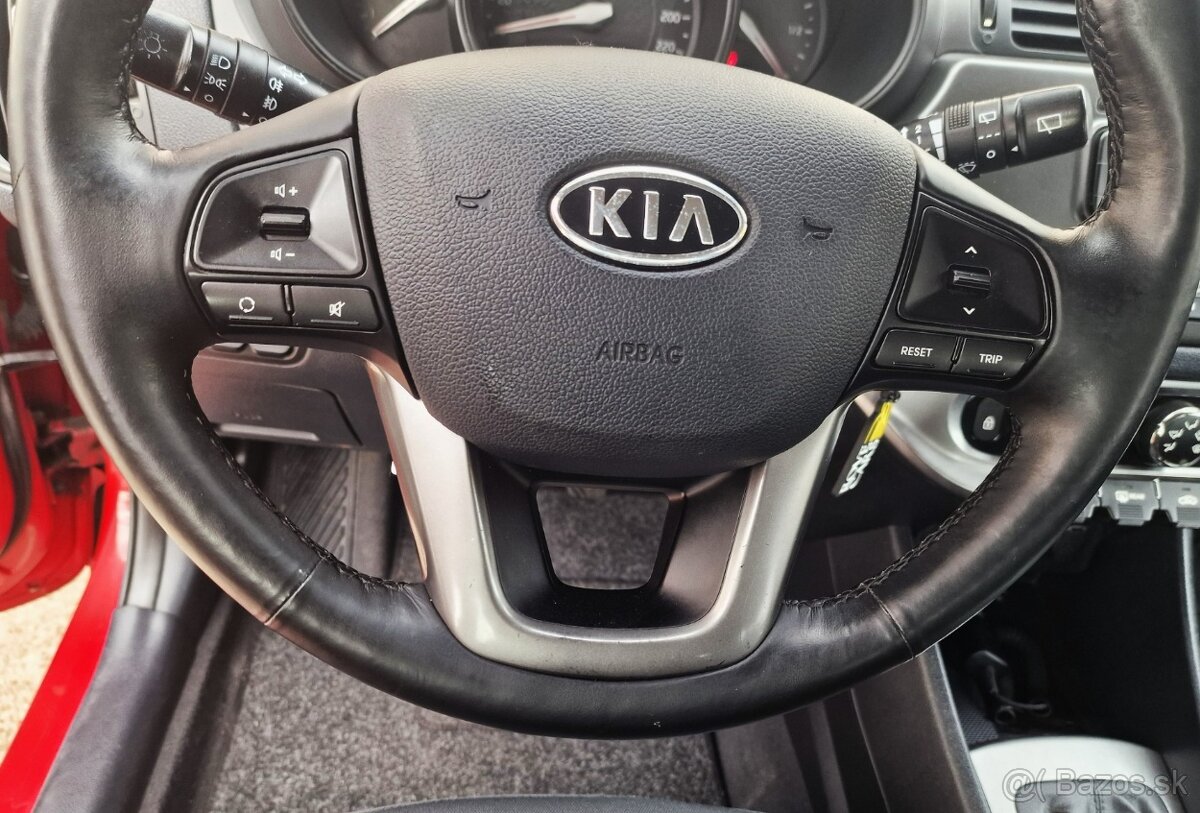 Kia Rio 1.25 CVVT 62.5KW M5 SR 1 majiteľ servis len KIA - 15