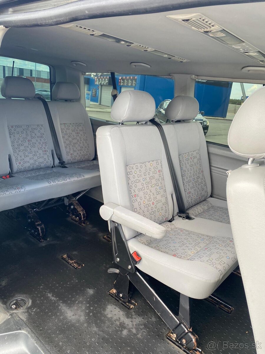 Volkswagen Caravelle long - 15