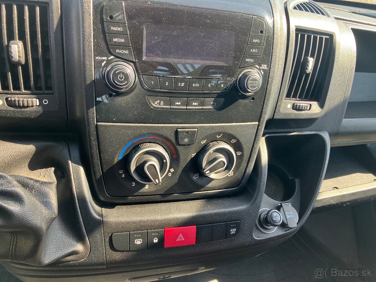 Peugeot Boxer 2.0 BlueHDi VYKLAPAC - 15