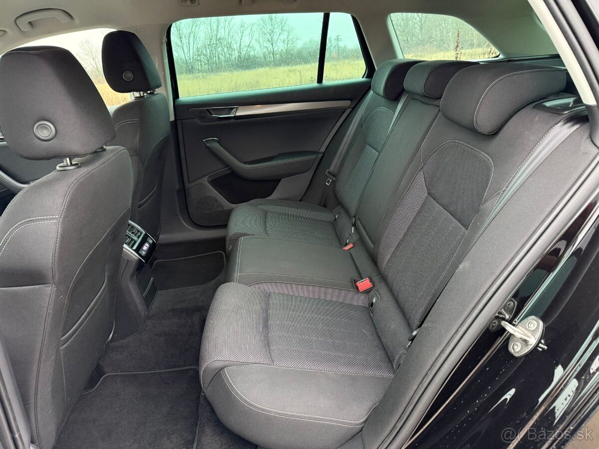 Škoda Superb Combi 2.0 TDI STYLE 4x4 - 15