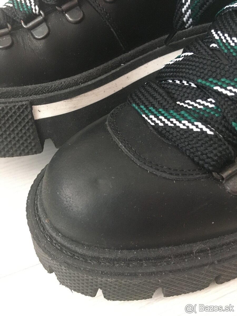 Tommy Hilfiger topánky - 15