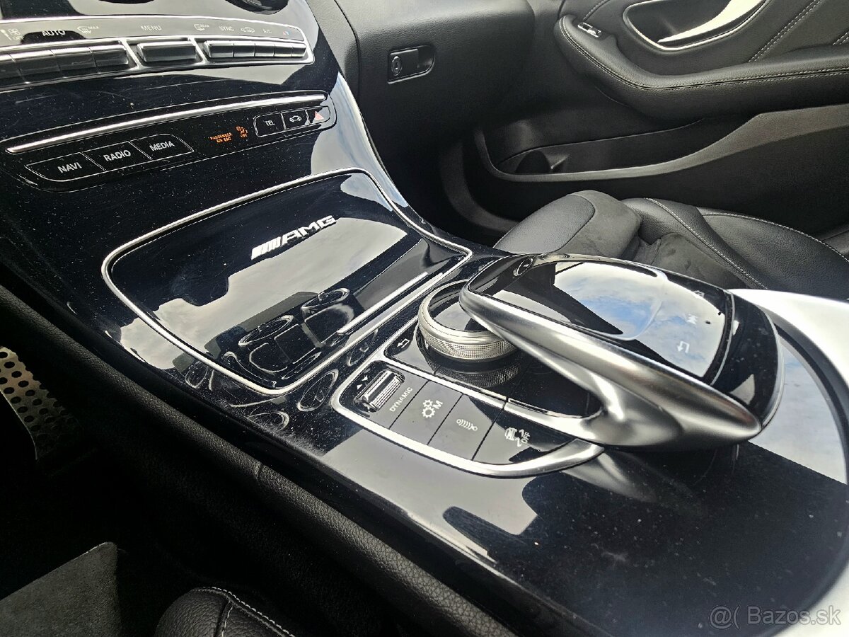 Mercedes-Benz C63 AMG A/T - 15