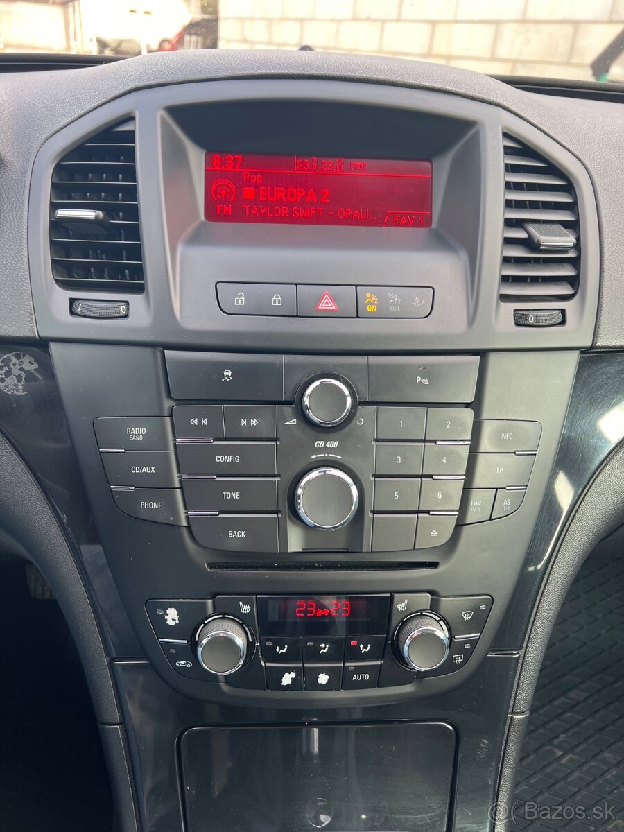 Opel Insignia 2.0 CDTI - 15