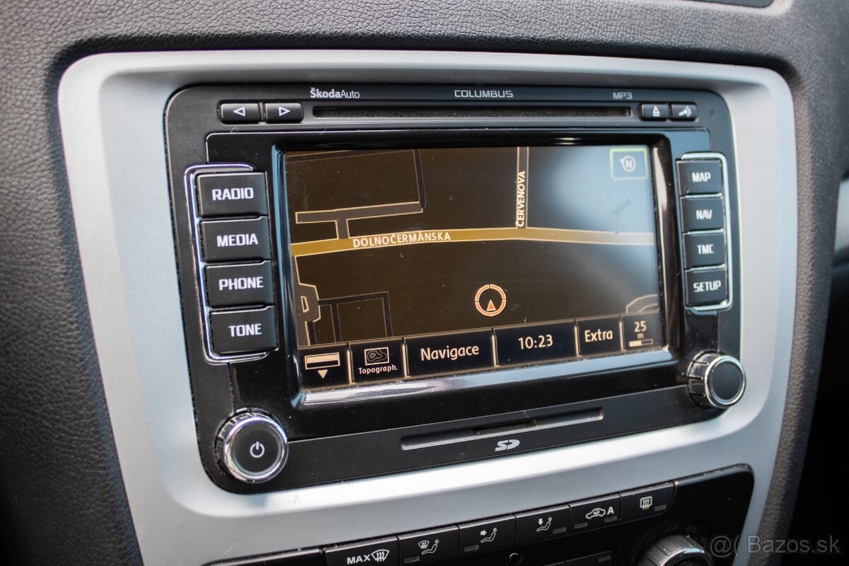 Škoda Octavia Combi 2.0 TDI CR DPF - 15