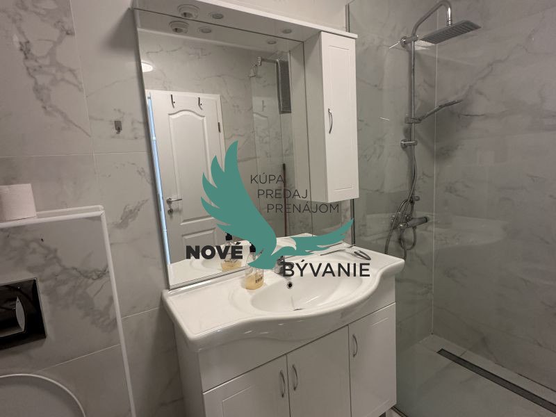 Chorvátsko , ostrov Vir - Na predaj trojizbový apartmán s vý - 15