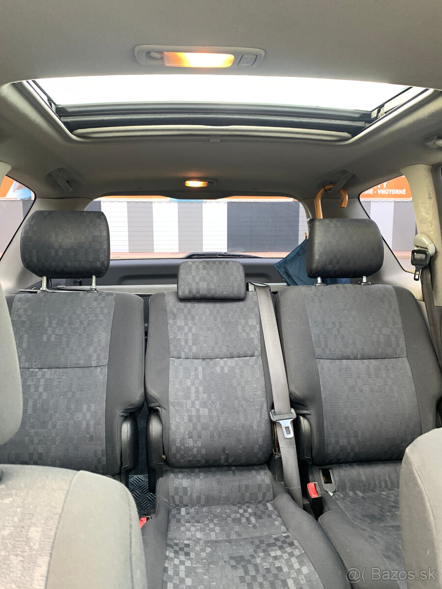 Toyota Avensis Verso 2.0 vvti Benzín+LPG - 15