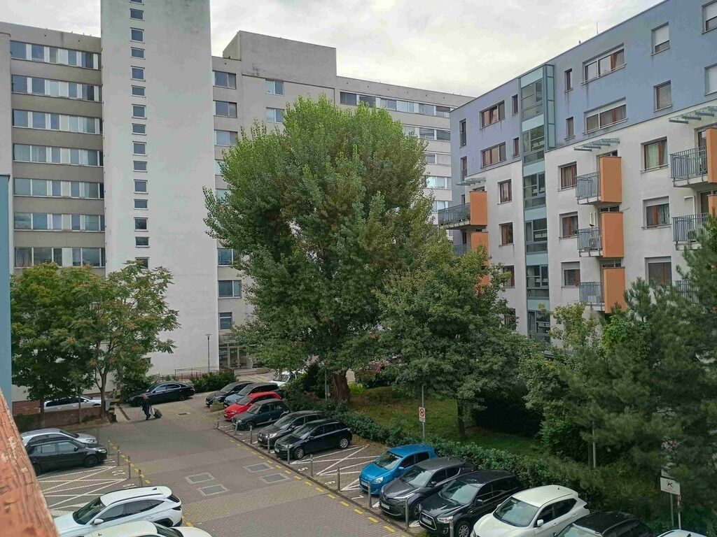 Prenájom 4-izbového bytu v centre Bratislavy, Kováčska ulica - 15