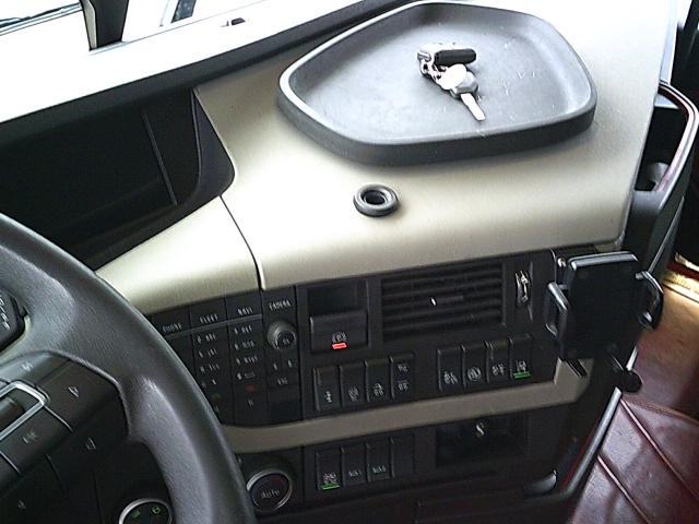 VOLVO FH 13 460 I-SAVE GLOBE XL, 6X2, r.v. 2019 - 15