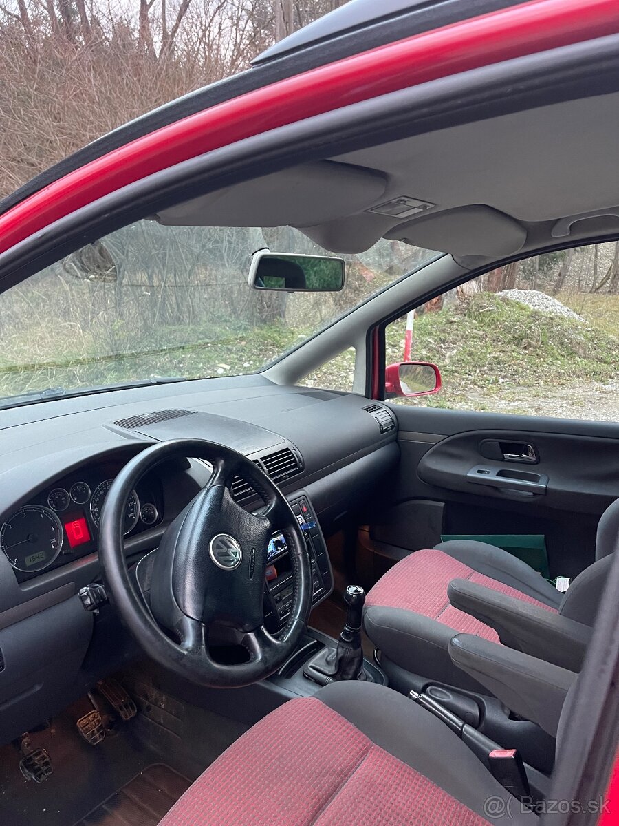 Volkswagen Sharan - 15