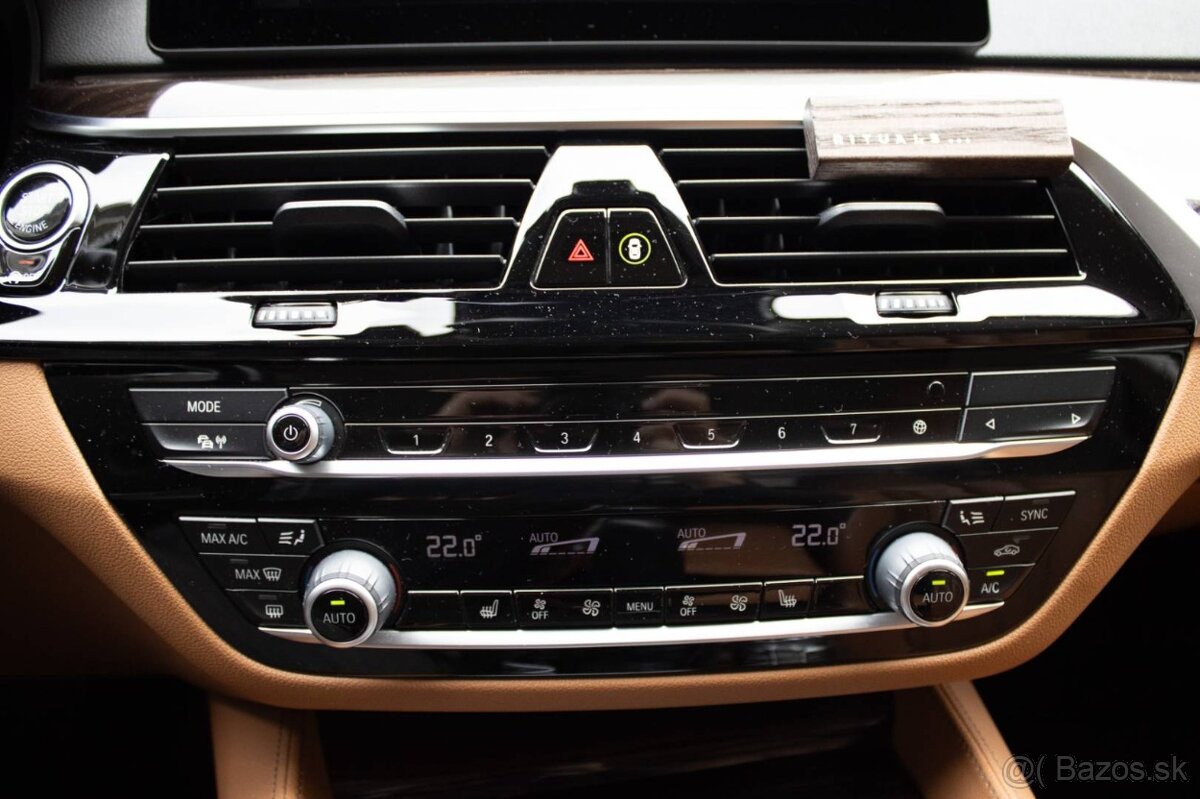 BMW Rad 5 520d xDrive A/T - 15