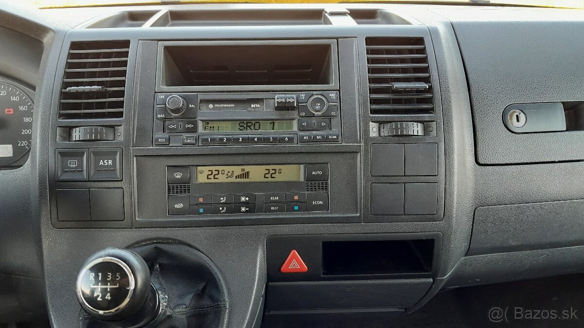 Volkswagen VW T5 Caravelle - 15