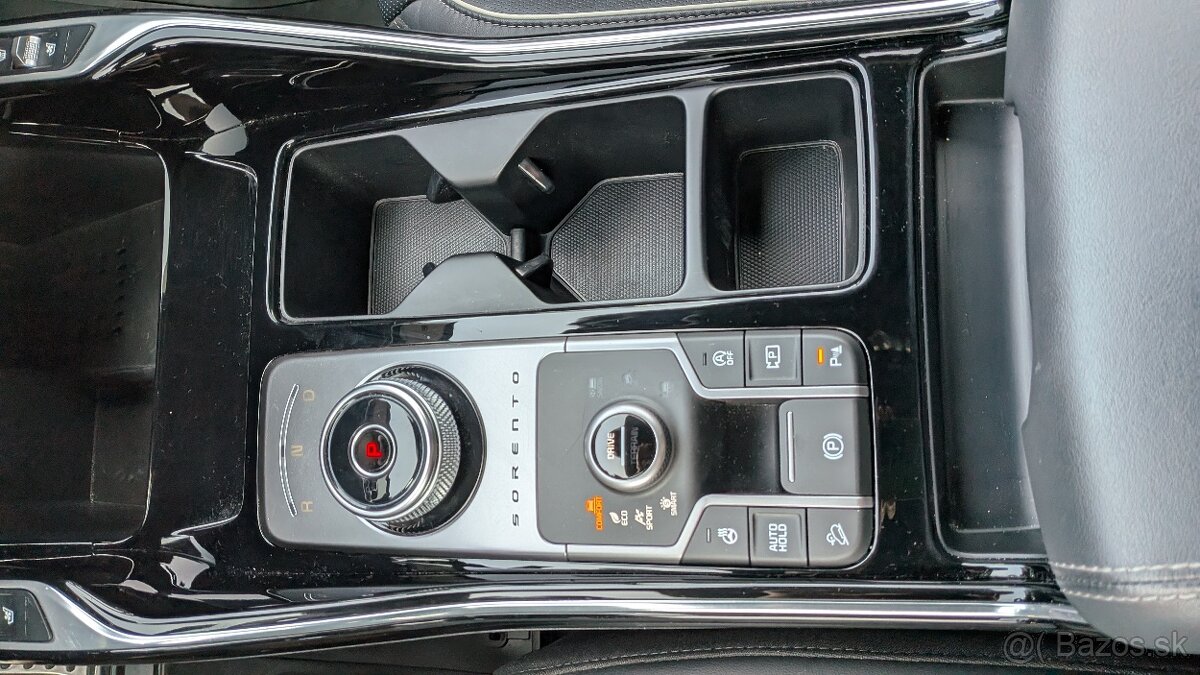 KIA SORENTO 2,2 CRDI AWD PLATINUM 7S 4x4 - 15