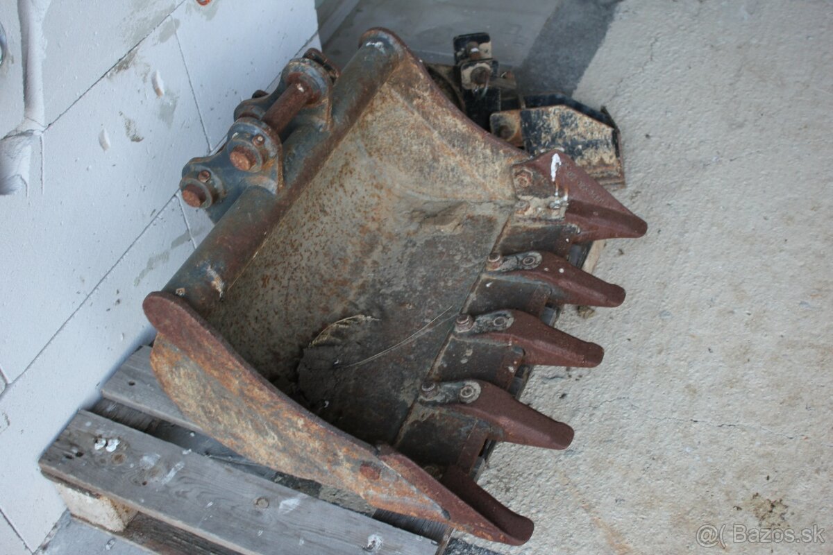 minibager CAT 301.8c 1,8t - 15