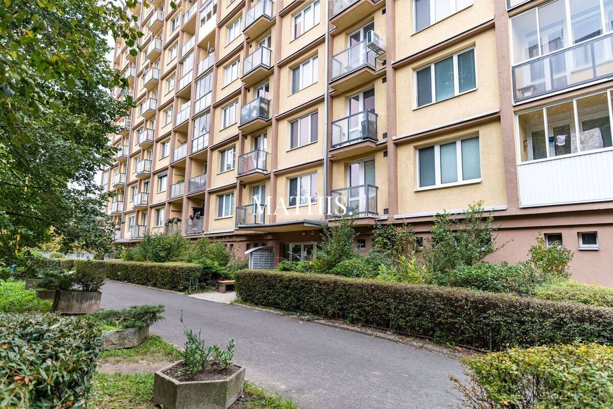 Na predaj 2 izbový byt na ul. Boženy Němcovej v blízkosti ce - 15