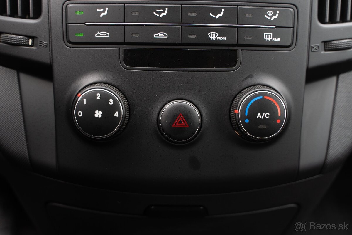 Hyundai i30 CW, 1.4i, len 112tis. KM, Klíma,LED,NOVÉ STK - 15