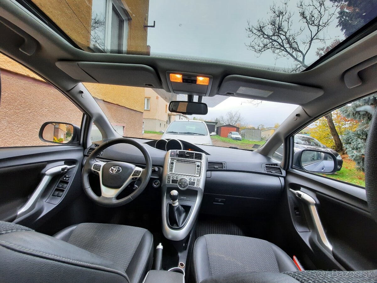 TOYOTA VERSO 1.8Lit VALVEMATIC PREMIUM PANORAMA - 15