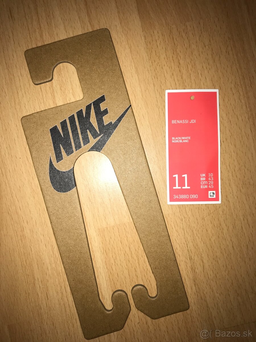 ŠĽAPKY NIKE BENASSI JDI veľ. 45 (UK 10) + darček - 15