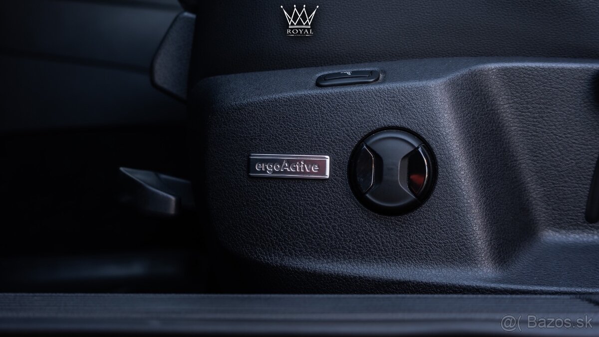 Volkswagen Golf Variant 2.0 TDI Highline Webasto DSG - 15