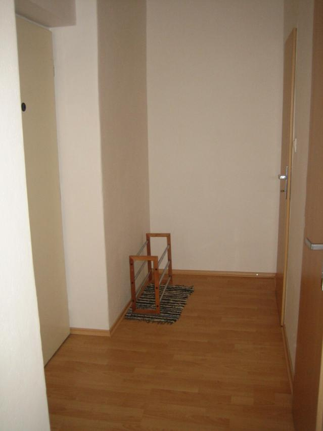 Prenájom 1 - izbový byt blízke centrum - 15