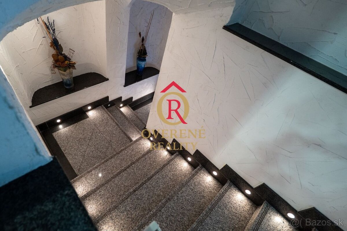 Meštiansky dom v centre Banskej Bystrice s kvalitnou rekonšt - 15