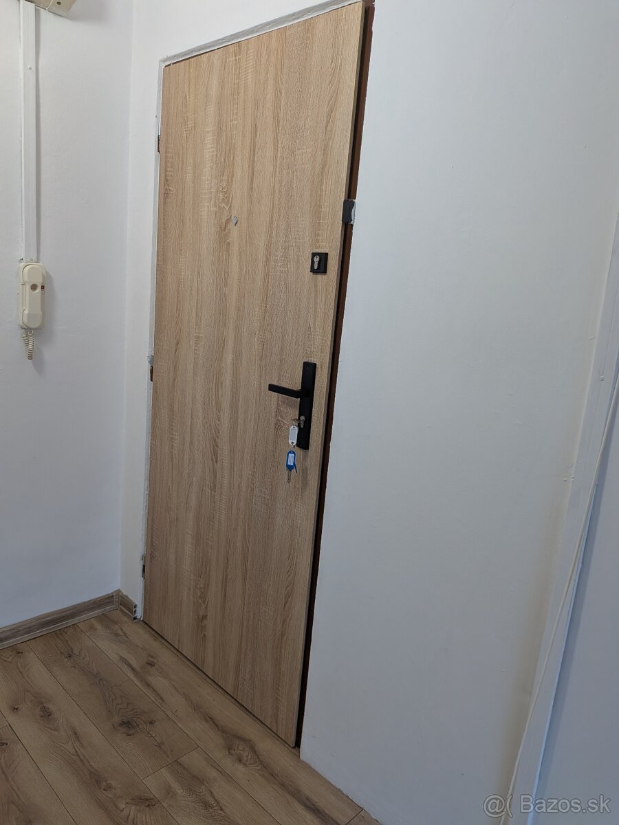 1 izbový byt - 15