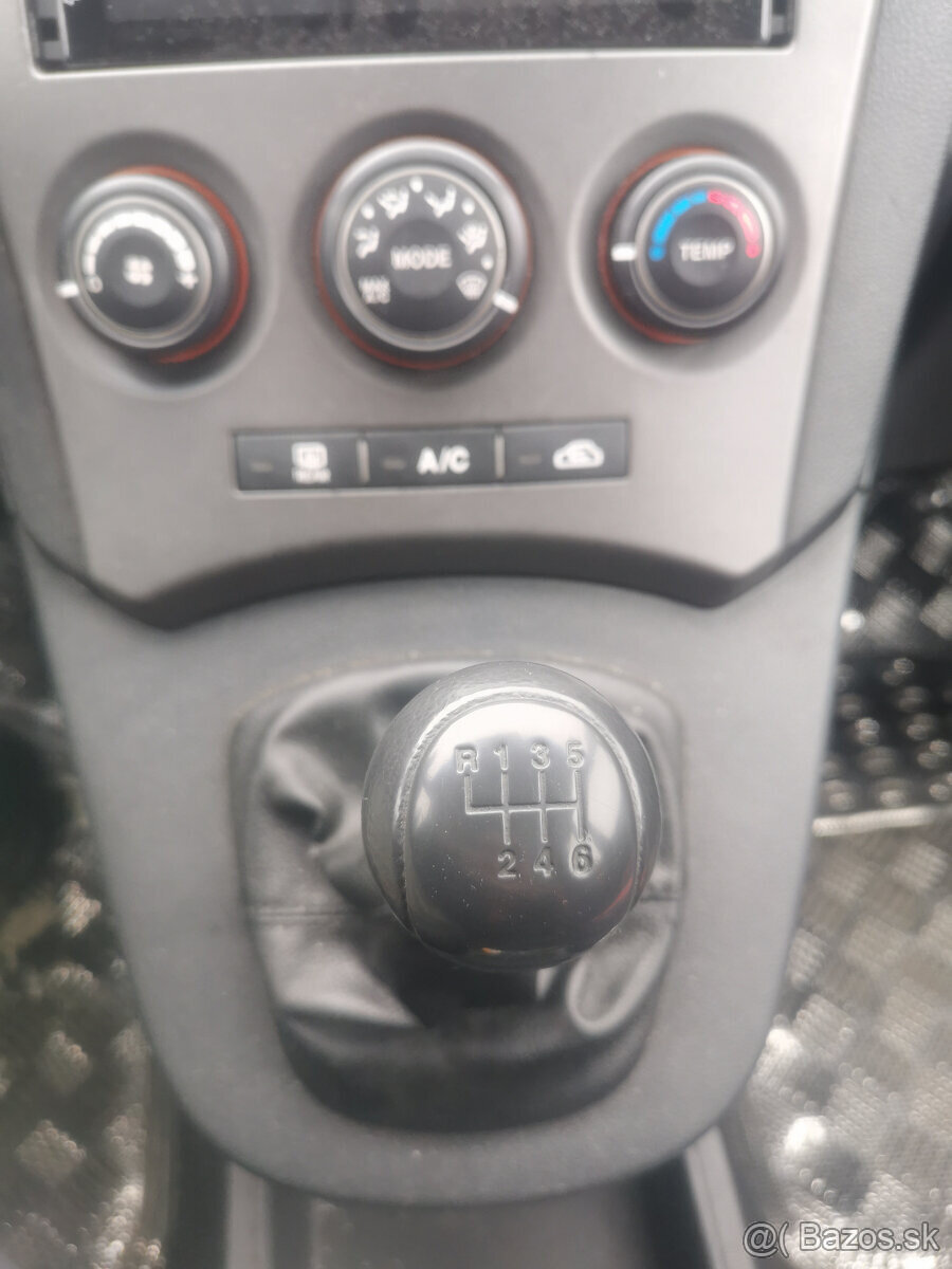 KIA CARENAS 2,0crdi 103kw - 15