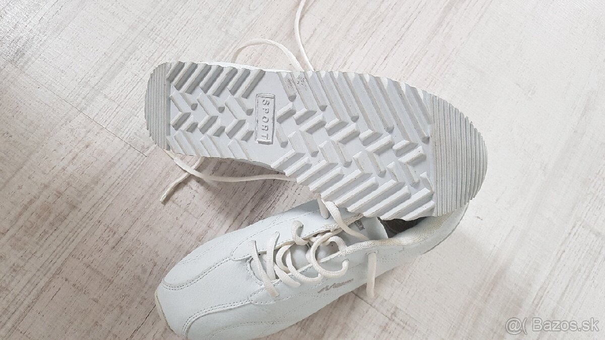 Adidas 35, Nike 36/37, 38, topanky 36 a 2x lodicky 37 - 15