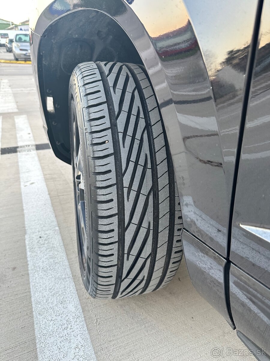 Škoda Karoq 1.5 TSI 110kw Sportline Manuál-6,M.2020,CarPlay - 15