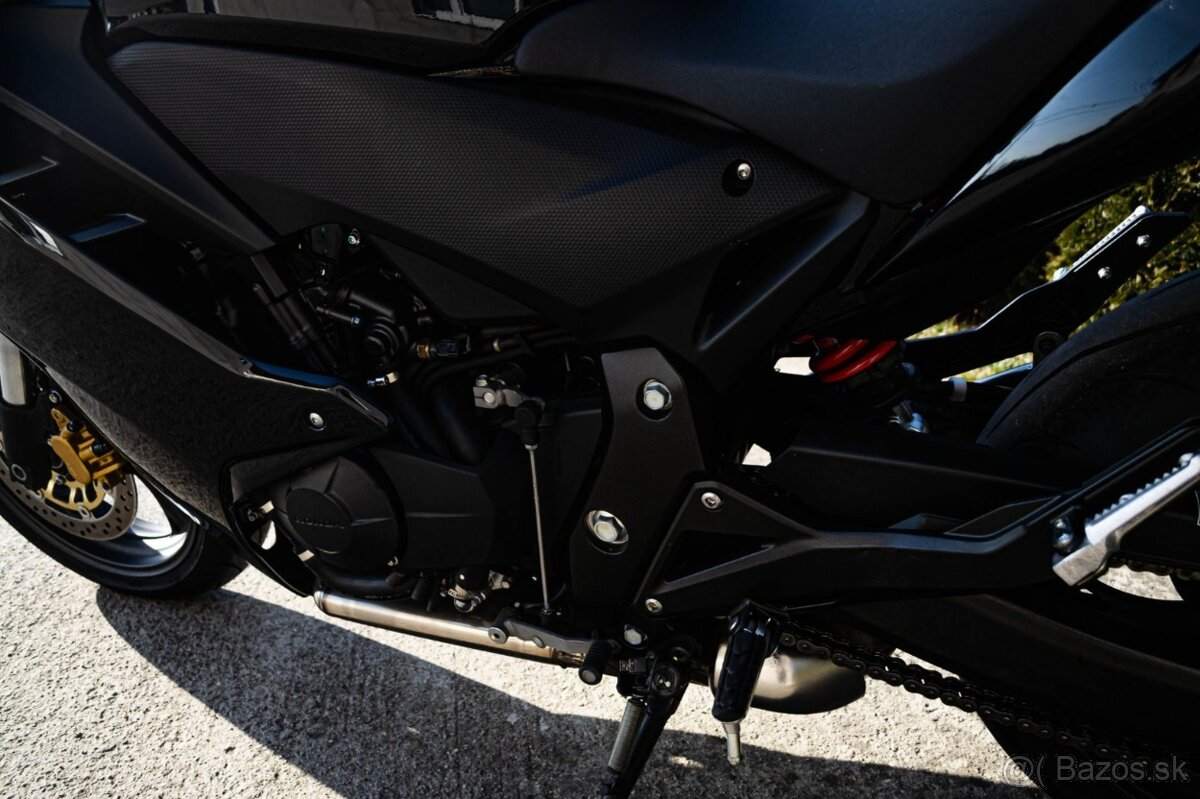 Honda CBR 600 F - 15