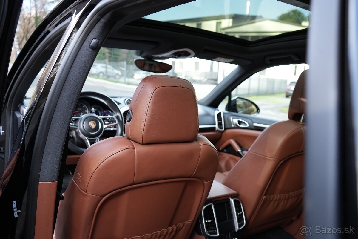 Porsche Cayenne II 2016 3.0TDI Platinum edition - 15