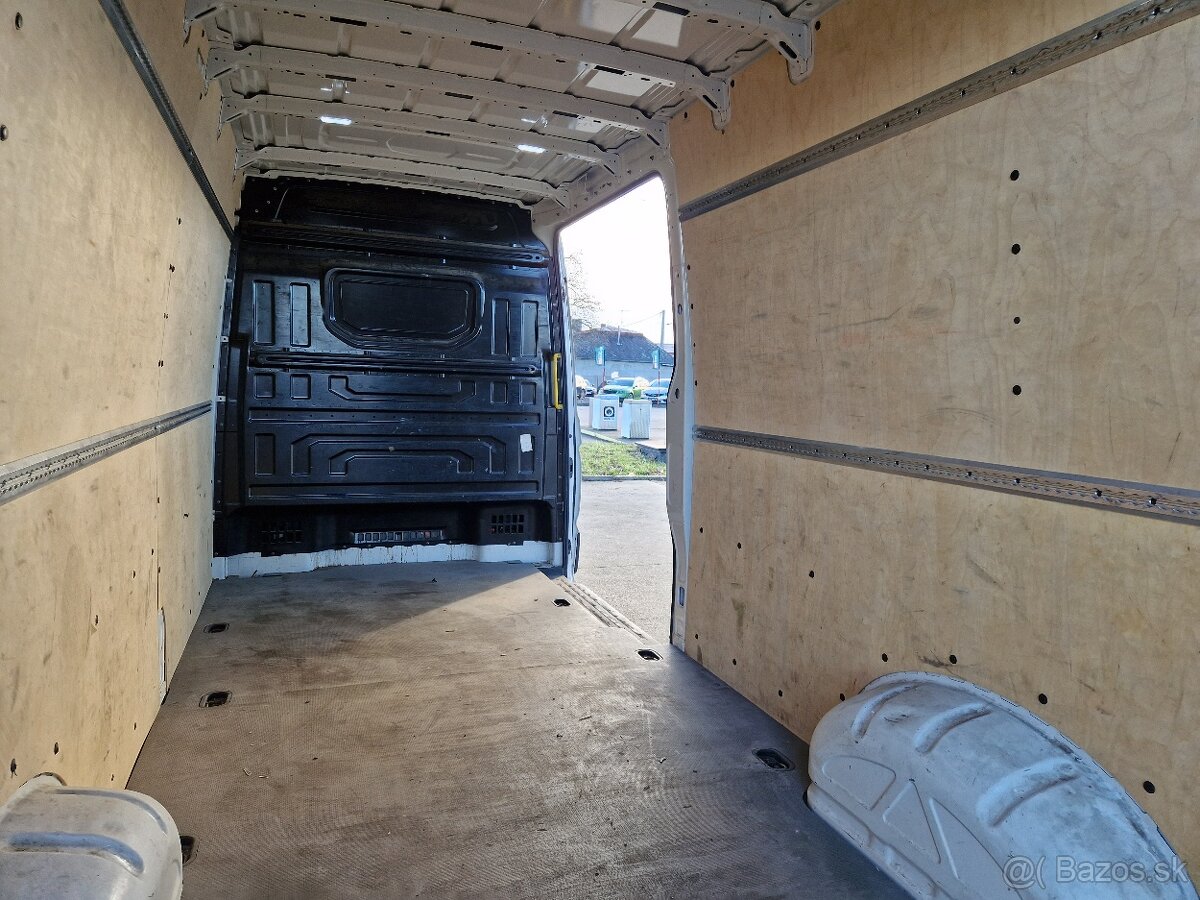 Volkswagen Crafter 2.0 TDI L3 H2 - 15