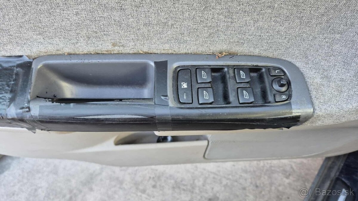 Volvo V50 1,6D 80,50kw kód motora: D4164T - 15