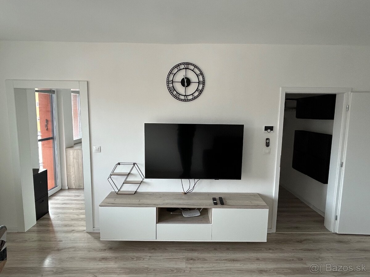Prenájom 2-izb. bytu, Bellova, LM - 15