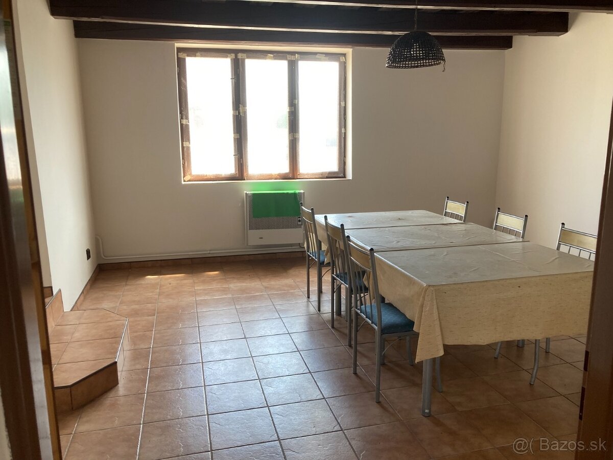 Podnikateľský objekt - 15