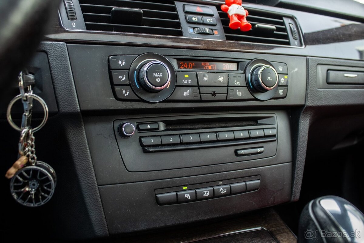 BMW E92 330d xDrive 180kw AT/6 2010 - 15