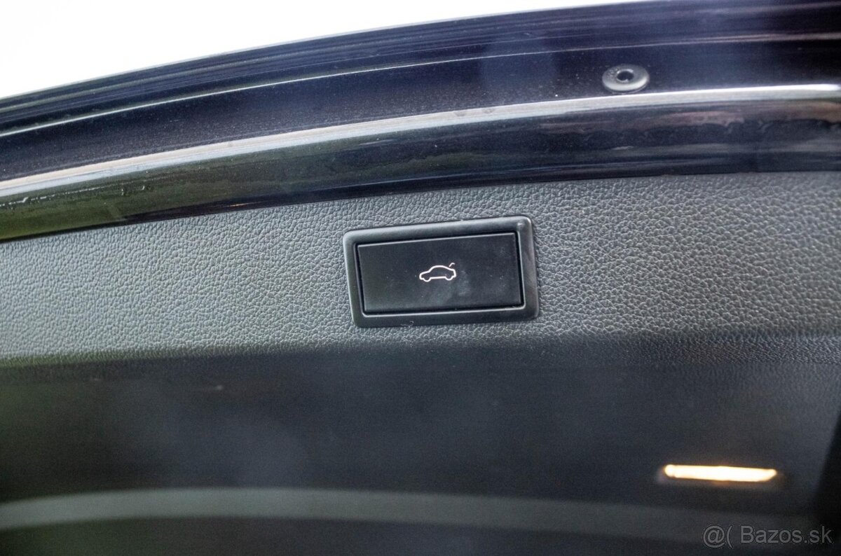 Škoda Superb Combi 2.0 TDI Sportline DSG - 15