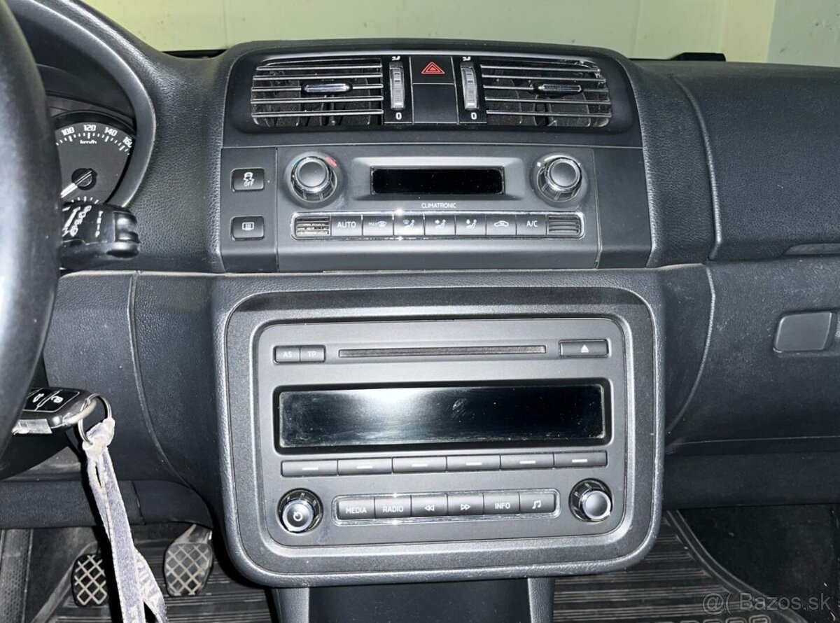 Škoda Fabia 1.4 benzín - 15