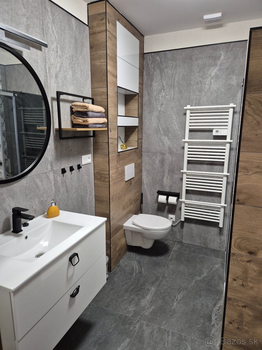 4-IZBOVÝ RADOVÝ RODINNÝ DOM - 15