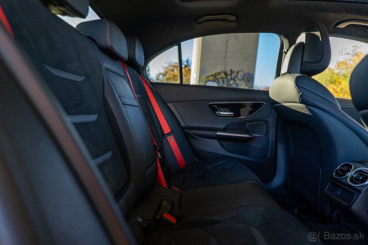 Mercedes C 43 AMG 4MATIC + - 15