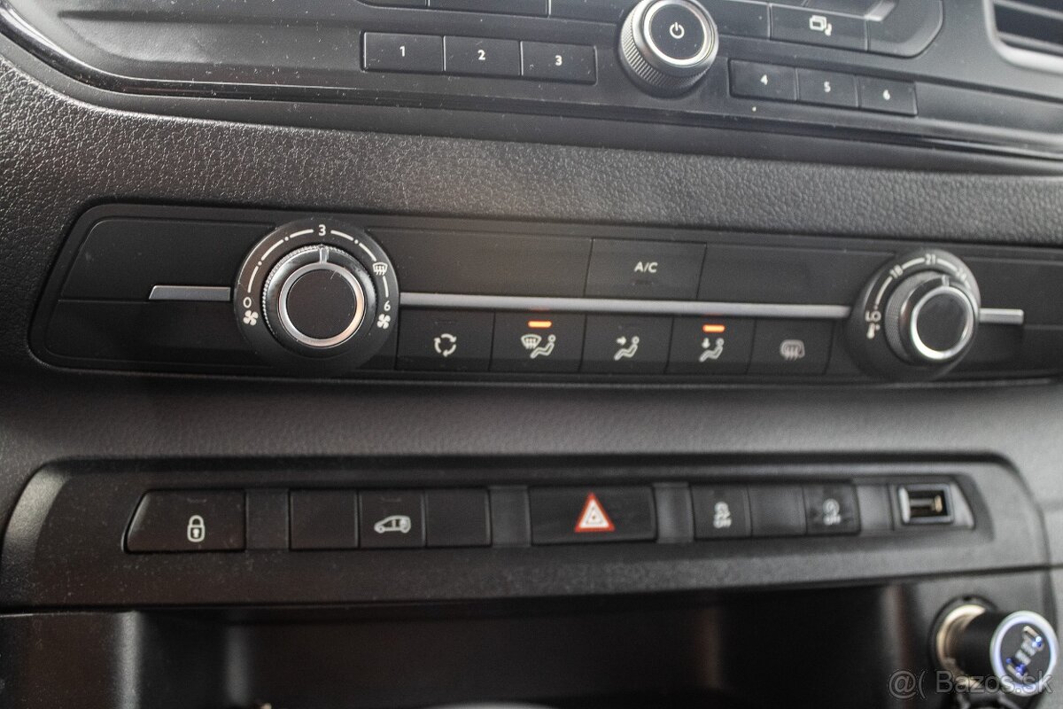 Toyota Proace 110kW (2019) - 15