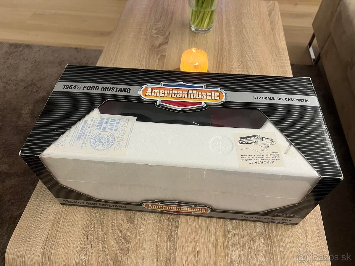 1:12 Ford Mustang 1/2 (1964) ERTL - 15