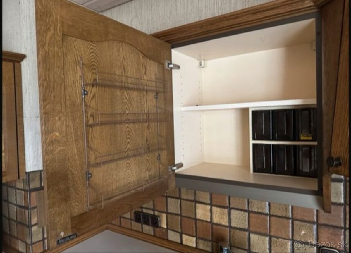 Dubová rustikální linka včetně spotřebičů, 5045 - 15