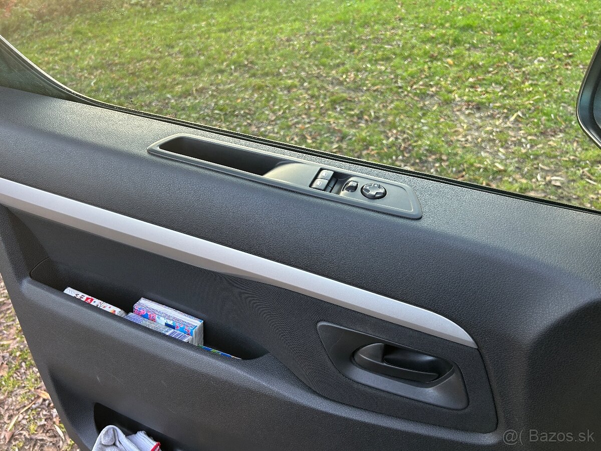 Peugeot Expert Traveller 2.0Tdi-130 kw, AUtomat 6 kvalt - 15