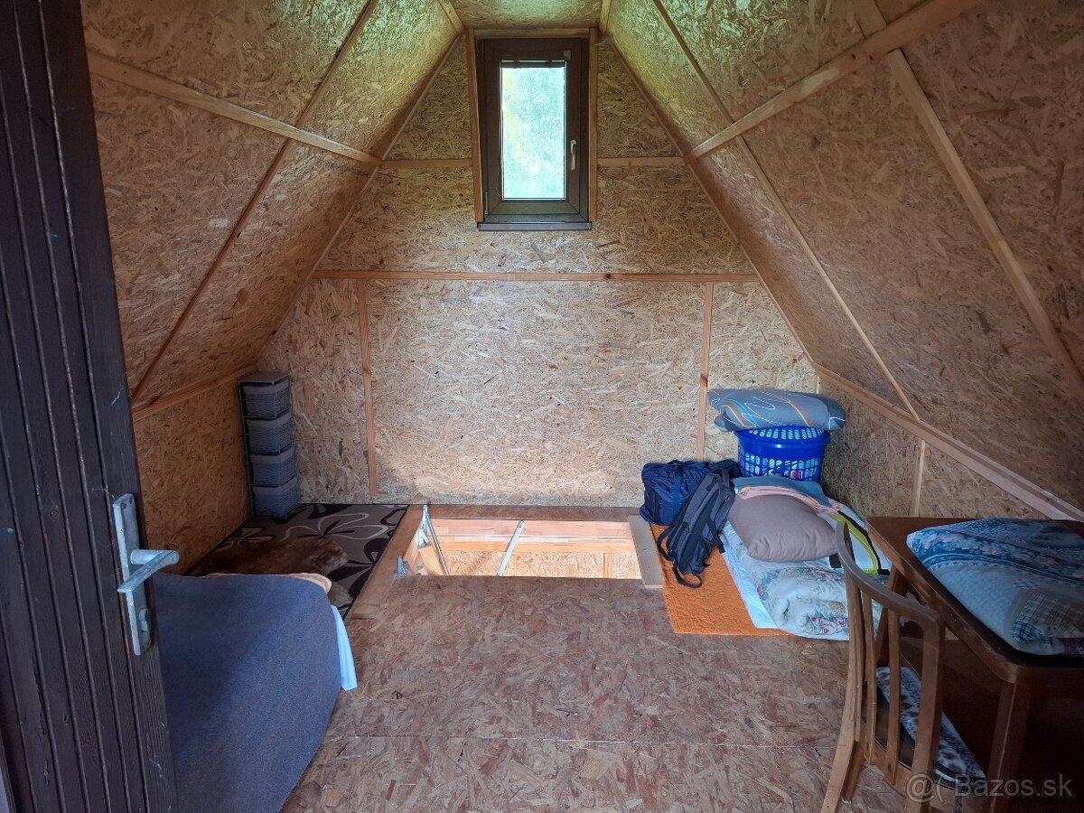 Chata s pozemkom - Hnúšťa Majer - 15