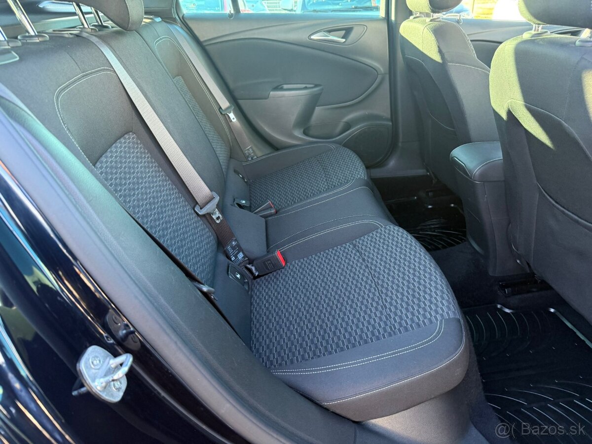 Opel Astra 1.6 CDTI Sports Tourer+ - 15