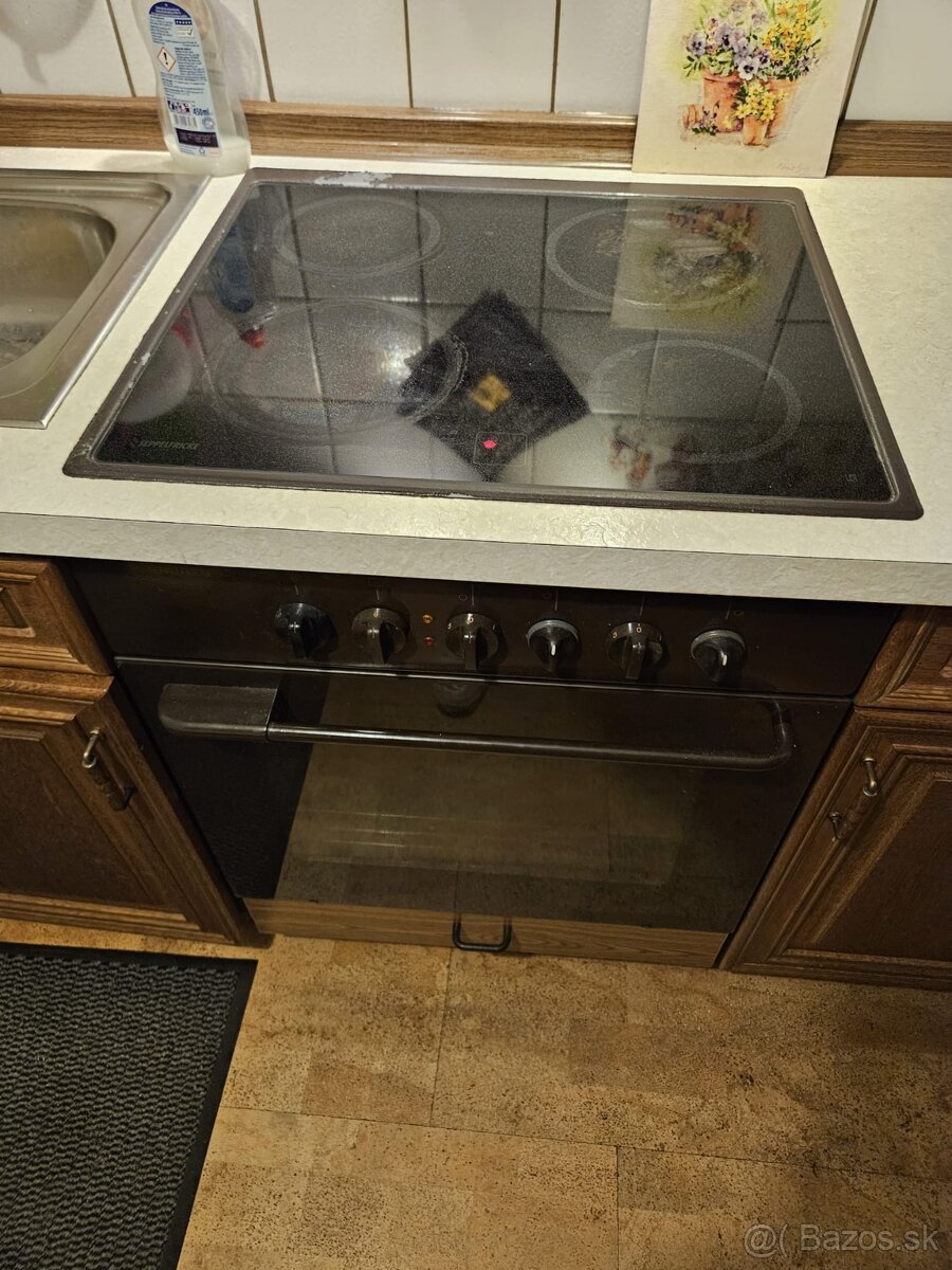 Kuchynská linka – SKLADOM - 15