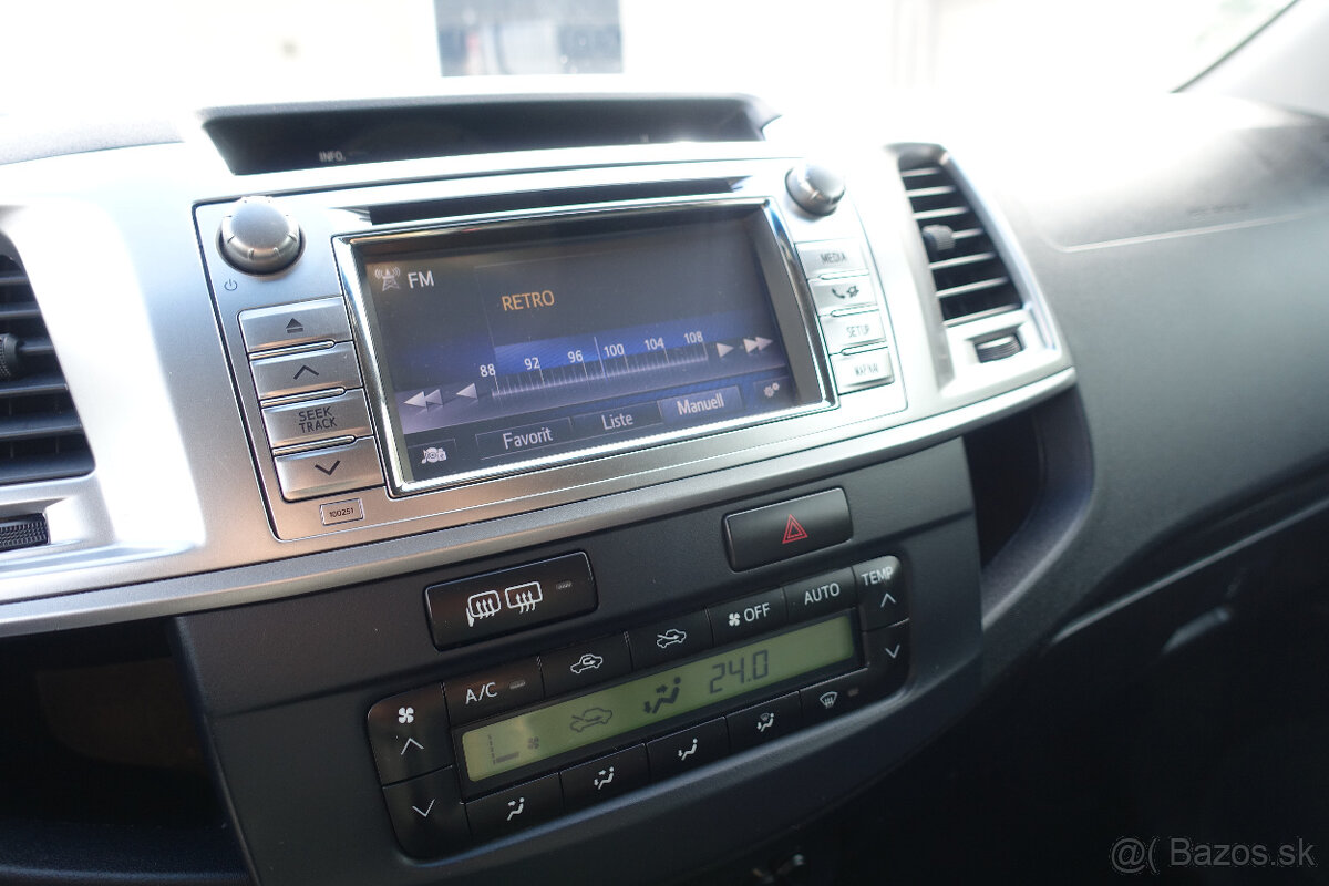 Toyota Hilux DC 3.0 I D-4D Sol, M5, 126kW, 4d. - 15