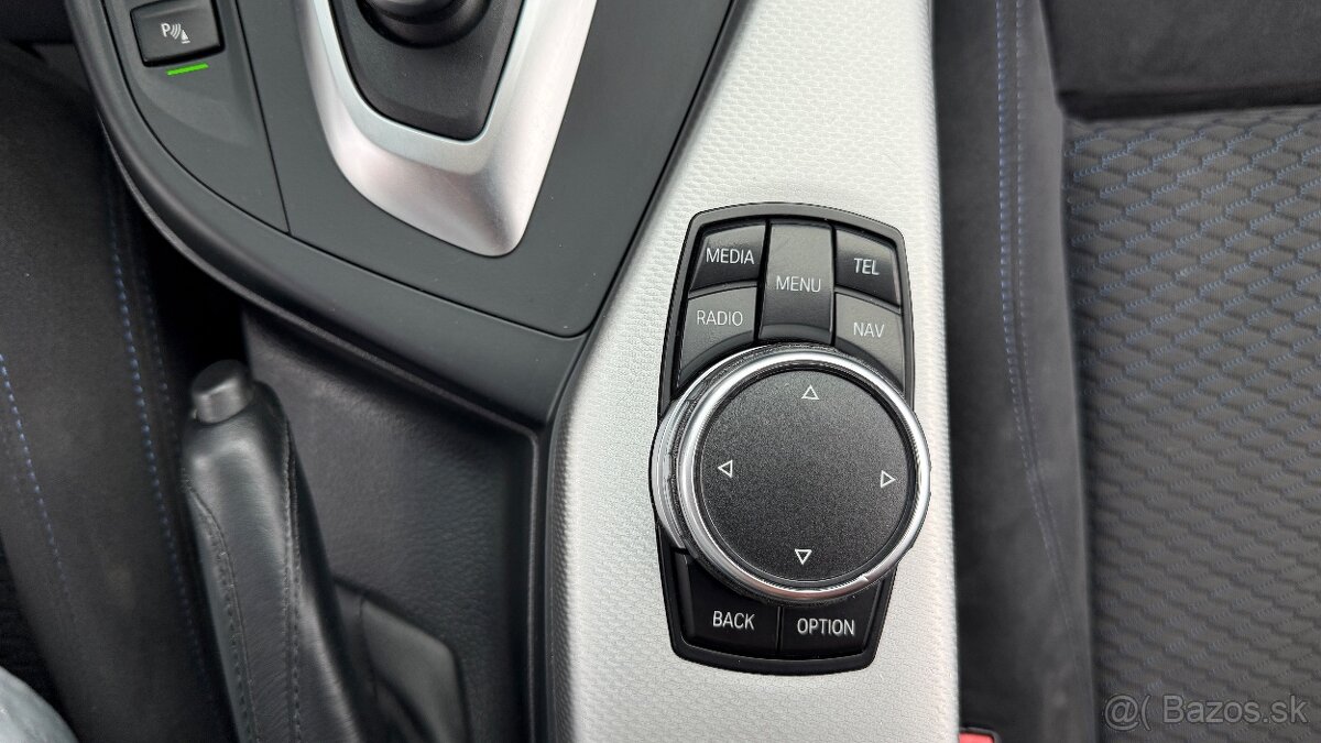 BMW Rad 1 118d Sport Line A/T - 15